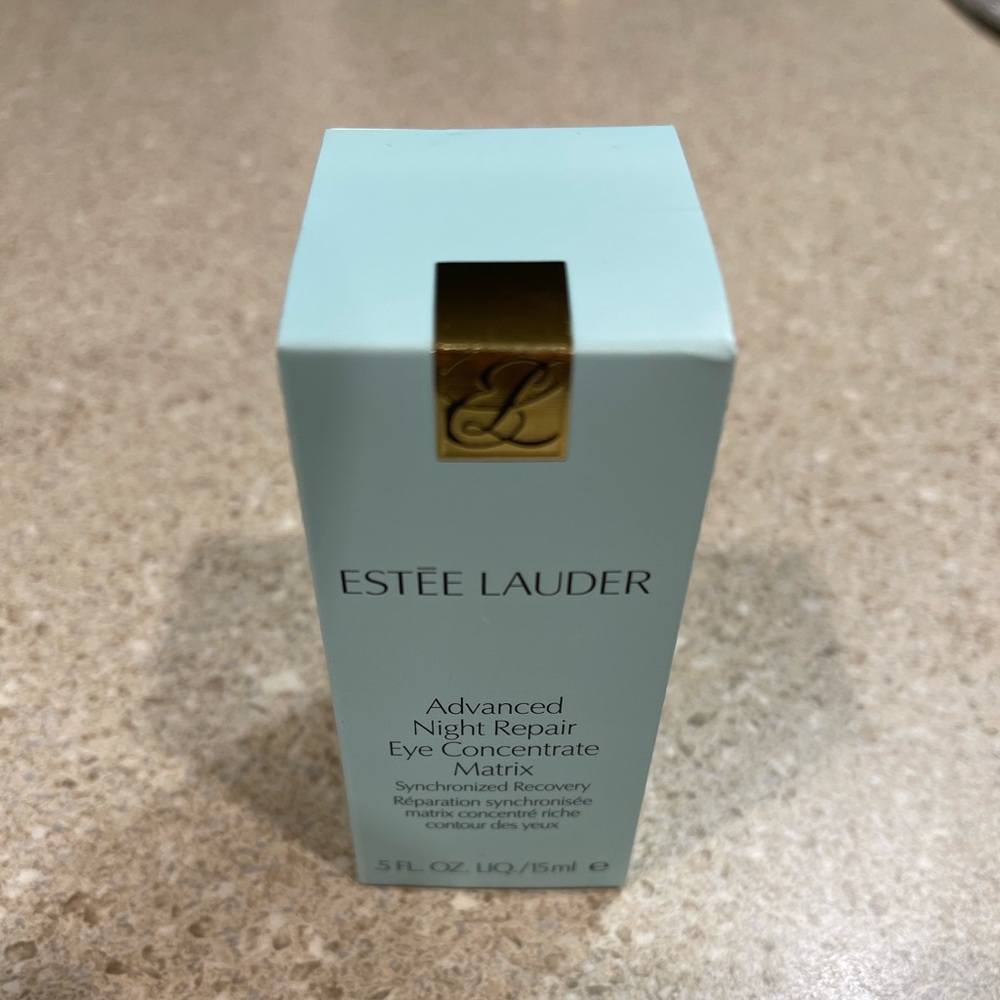 Ester Lauder Advanced Night Repair Eye Concentrate Matrix
Synchronized